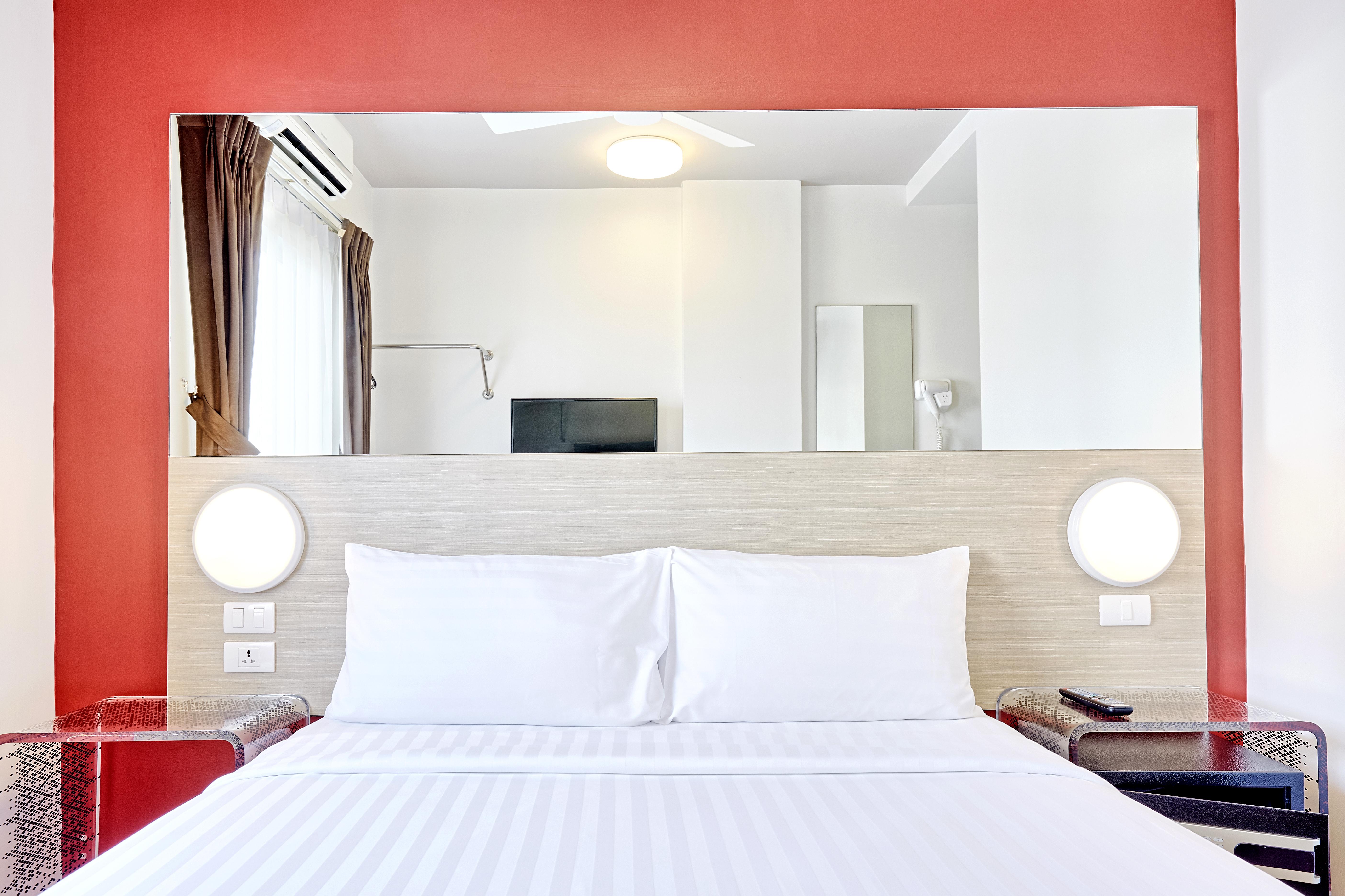 Red Planet Phuket Patong - Sha Extra Plus Exteriör bild